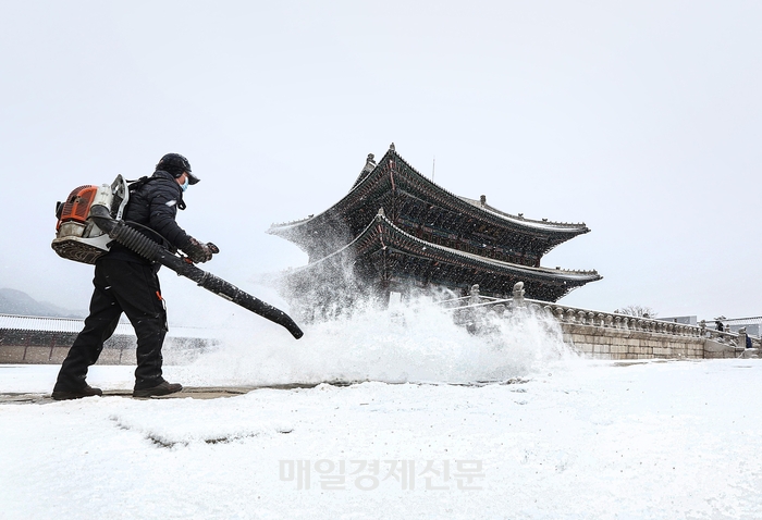 30일 아침 -17∼1도·낮 -4∼8도…<b>설 연휴 마지막</b> 날 강풍에... 