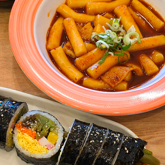  다산역 떡볶이 맛집 신참떡볶이 다산역점 – 김밥까지 맛있는 국물떡볶이맛집
