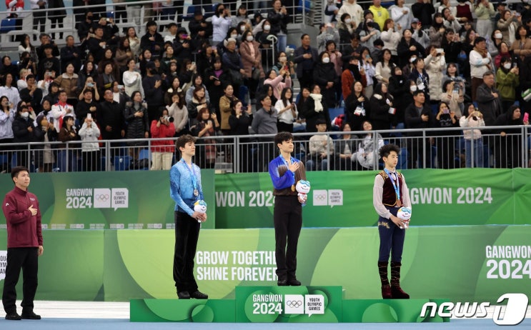 동계<b>AG</b> <b>피겨</b> 김현겸 "광복 80주년, 역사 깃든 <b>하얼빈</b>서... 