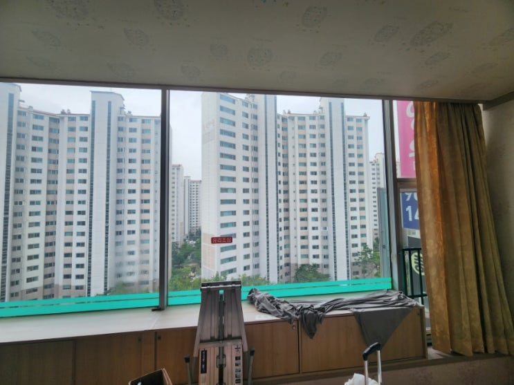  일산 유리 창문 단열 필름으로 햇빛 유해 자외선과 외부 시선 차단 하기
