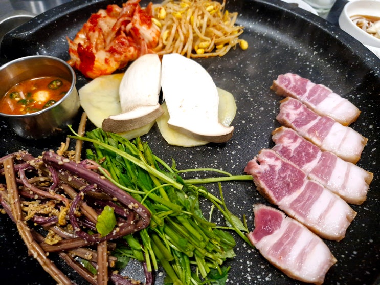  사상구 주례 밥집 동주집 오겹살, 막창, 김치찌개, 볶음밥 고기집 후기