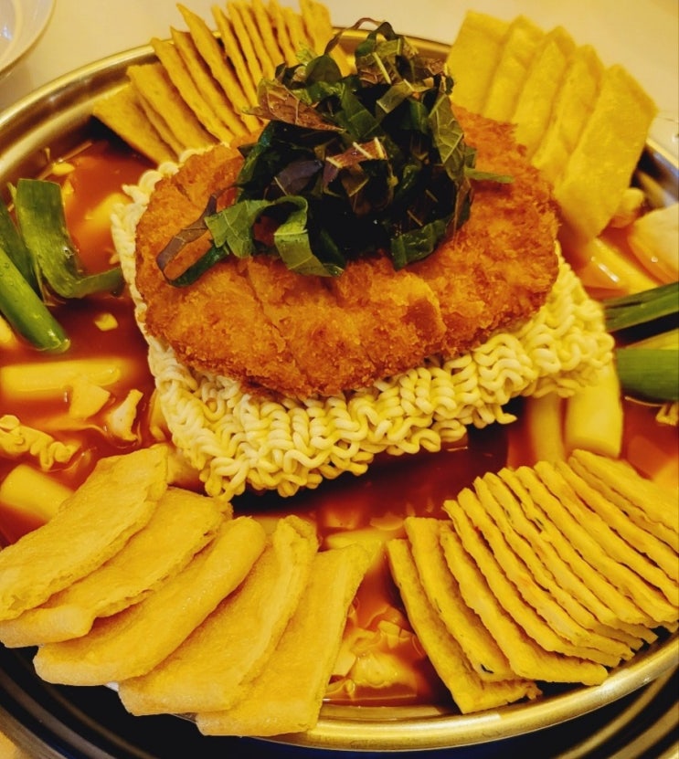  [전포동]전포공구길 즉석떡볶이 맛집 '동백아가씨1961 서면본점'