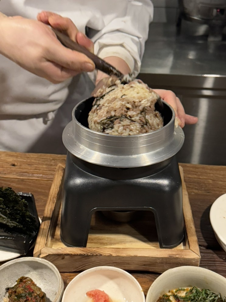 부산 서면 쌀의 향미 손내향미 갈비솥밥정식 캐치테이블,예약꿀팁 부산 서면 쌀의 향미 손내향미 갈비솥밥정식 캐치테이블,예약꿀팁