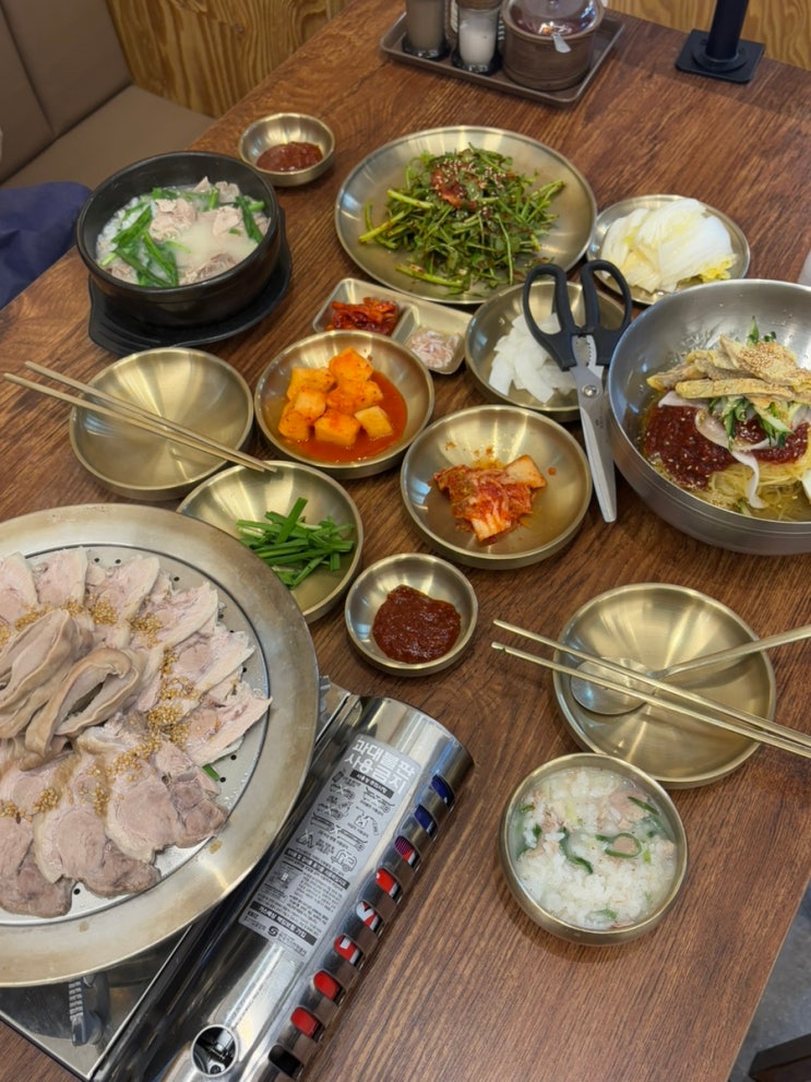  구의역 맛집 백무동 : 추운 날에는 역시 국밥 수육 밀면이지!
