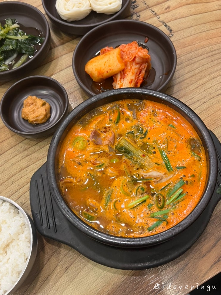  술 먹고 2차로 가기 좋은 24시 인천 청라동 맛집 고향옥얼큰순대국 청라점