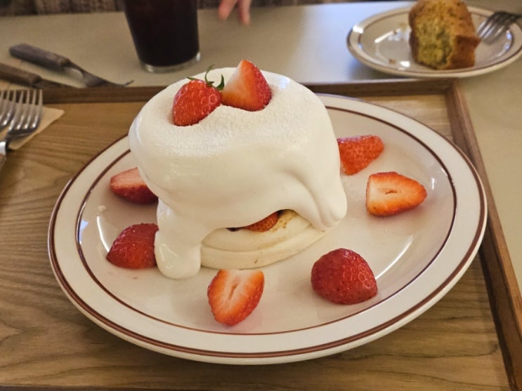 수원 신동카페거리 맛집 카페 리핑 수플레 팬케이크