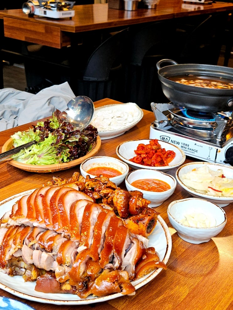  강남구청역 맛집 팔당족발 점심 웨이팅 없음