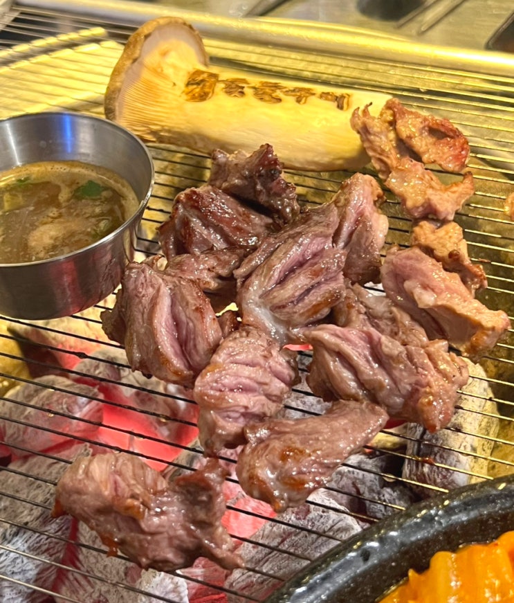  수원 매탄동 고기집 맛집 : 회식과 모임 장소는 진미숯불구이