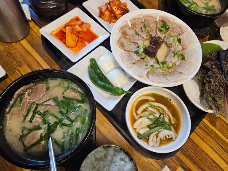  해운대 국밥 맛집 오복돼지국밥 웨이팅 맛보기수육 커플세트