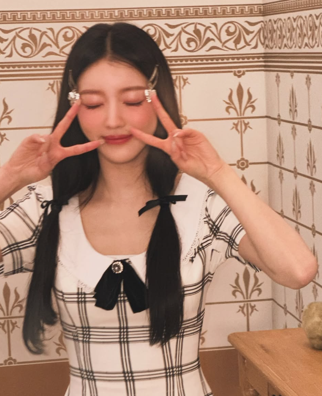 오마이걸 유아 인스타 사진 프로필 MBTI 나이 키