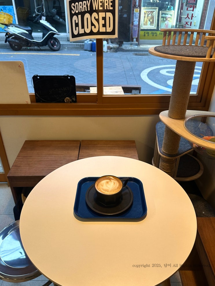  [영선동, 써드커피스페이스] 부산 영도 카페 추천 라떼 맛집
