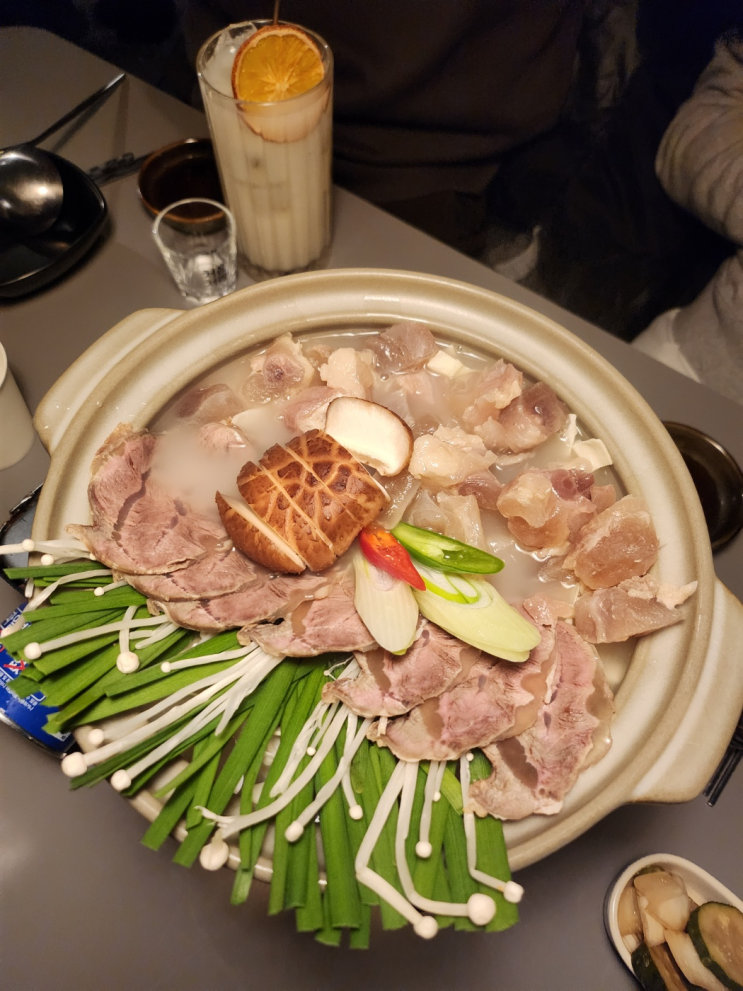  [서울/신림] 한잔 하기 좋은 한식 퓨전 요리주점 추천 - 근본