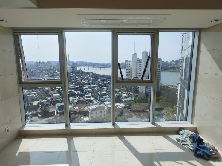  수원 유리 창문 시선차단 자외선차단 단열 필름