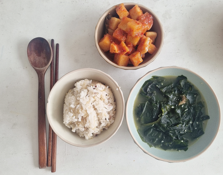  아내를 위한 소고기미역국 맛있게 만들기(황금레시피)