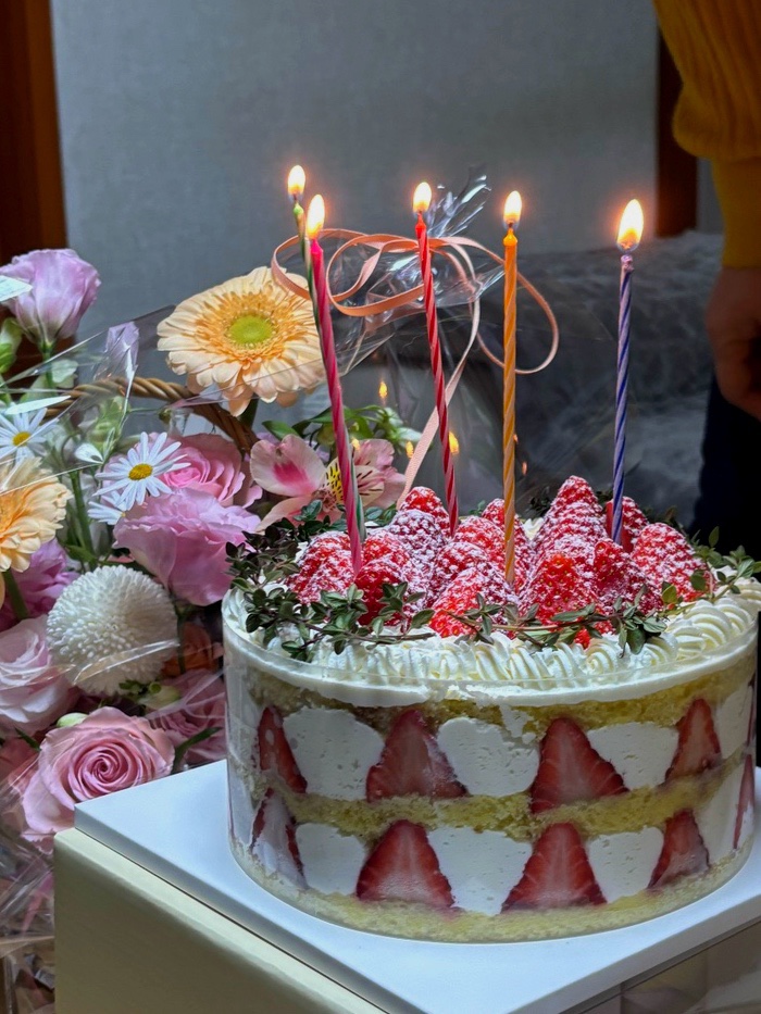  부산 딸기케이크 맛집 루리 베이커리 예약 픽업 후기