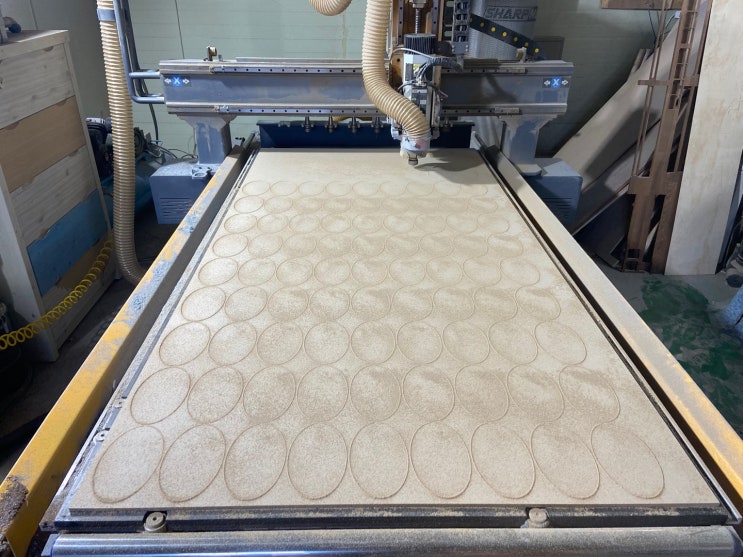  CNC 가공의뢰 합판 mdf 특징