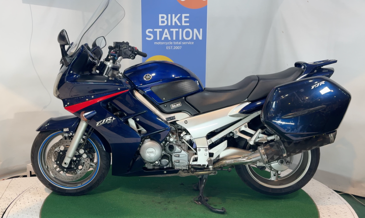  스포츠 투어링의 명작 : 야마하 FJR1300A