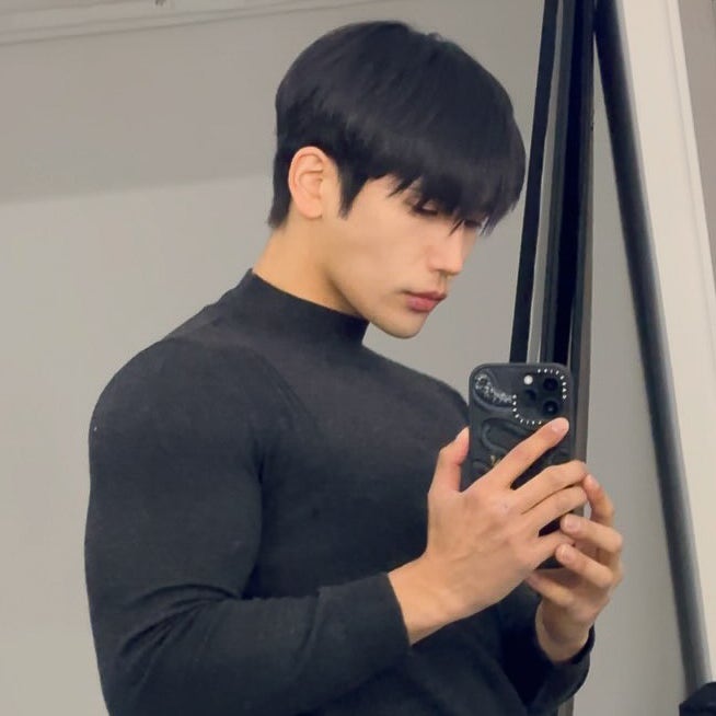 육준서 키 나이 중안부 성형 전 과거 그림 논란 솔로지옥 인스타는?