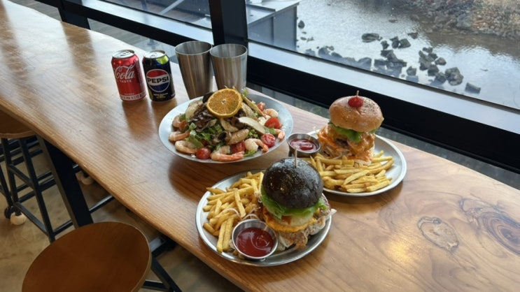  서귀포 성산일출봉 근처 수제버거 맛집 온더스톤 브런치