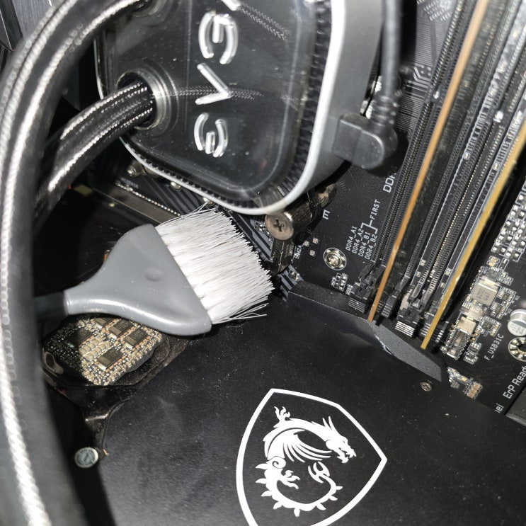  영등포구 여의도 컴퓨터수리 조립PC 모니터가 안켜지고 키보드 불이 안들어옴 야간 출장AS 해결