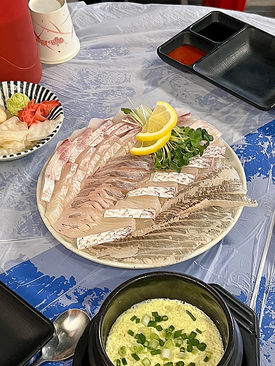  구리역 수산한횟집 : 모둠회 가성비 최고에요 !