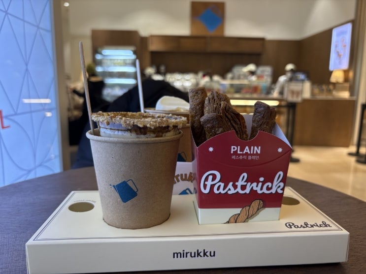  [잠실카페] 미루꾸커피 롯데월드타워몰 팝업에서 시그니쳐 커피 맛보기 (~6/30)