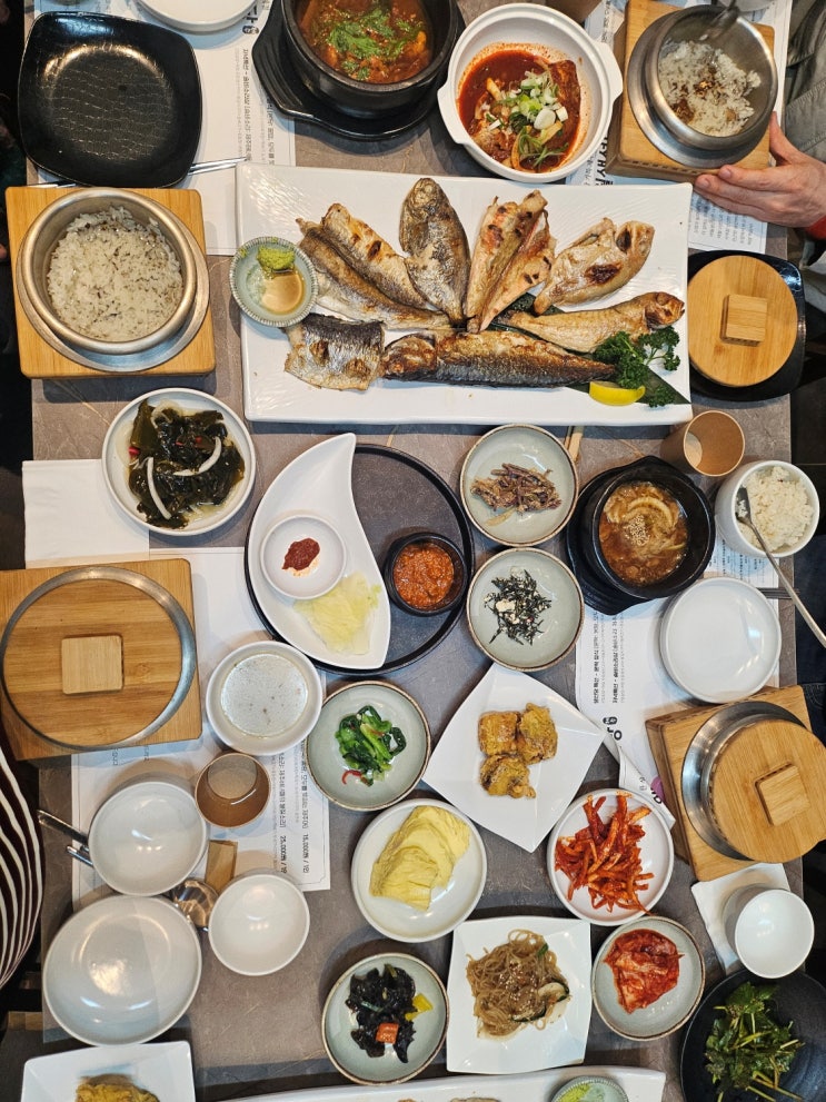  화성 맛집 애월생선당 융건릉점에서 푸짐한 한정식 만끽하기