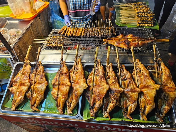  비엔티안 야시장 메콩강 푸드마켓 실패 없는 음식