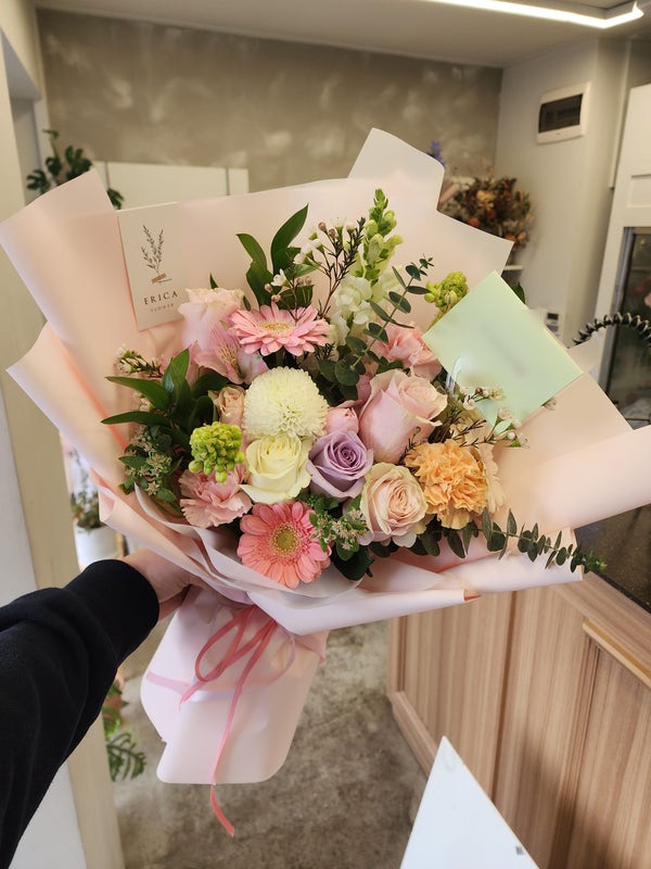  졸업식 꽃다발 추천! 받는 사람이 좋아하는 졸업식 꽃다발[안국역꽃집, 안국꽃집]