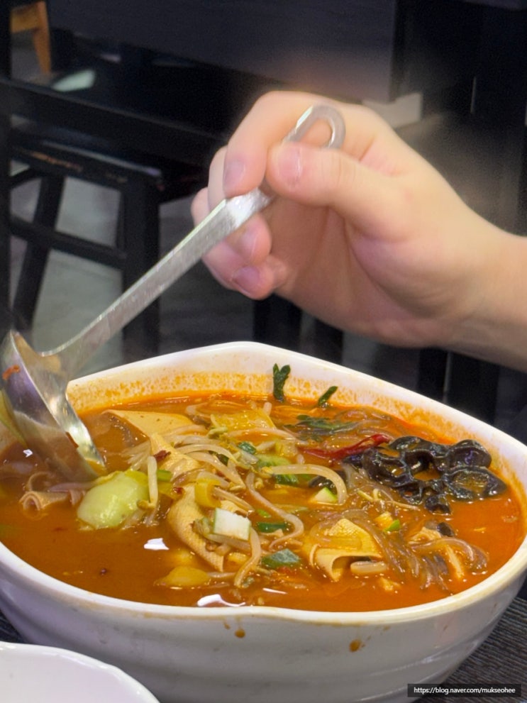  신대방역 맛집 미르 양꼬치 꿔바로우 마라탕 물만두 술집
