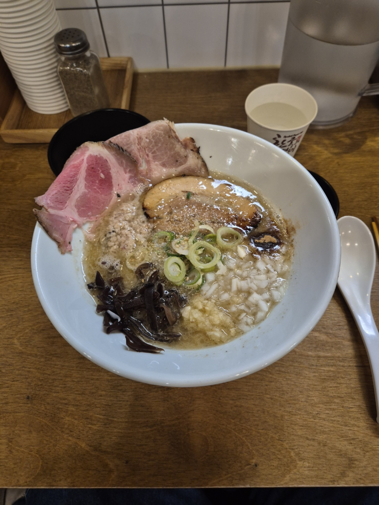  [강남구 역삼동] 왓쇼이켄 (완성형 라멘, 역작, masterpiece 교카이 돈코츠라멘)
