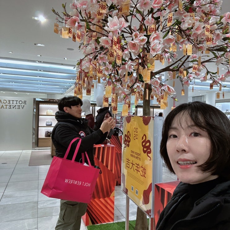  밴쿠버 다운타운 1박 2일 여행/ 루시드 전기차/ 캐나다구스 조끼/ 밴쿠버 랍슨/ 말레이시아 레스토랑 / 밴쿠버 페어몬드 호텔