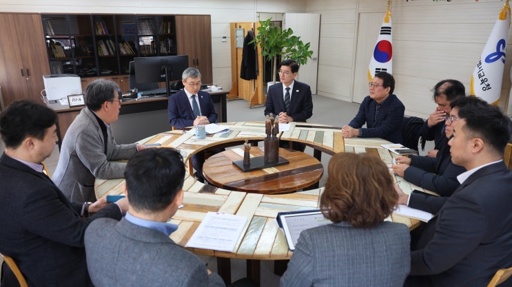 중학교 신설 관련 <b>정근식 교육감</b> 면담(자투 통과 요청)