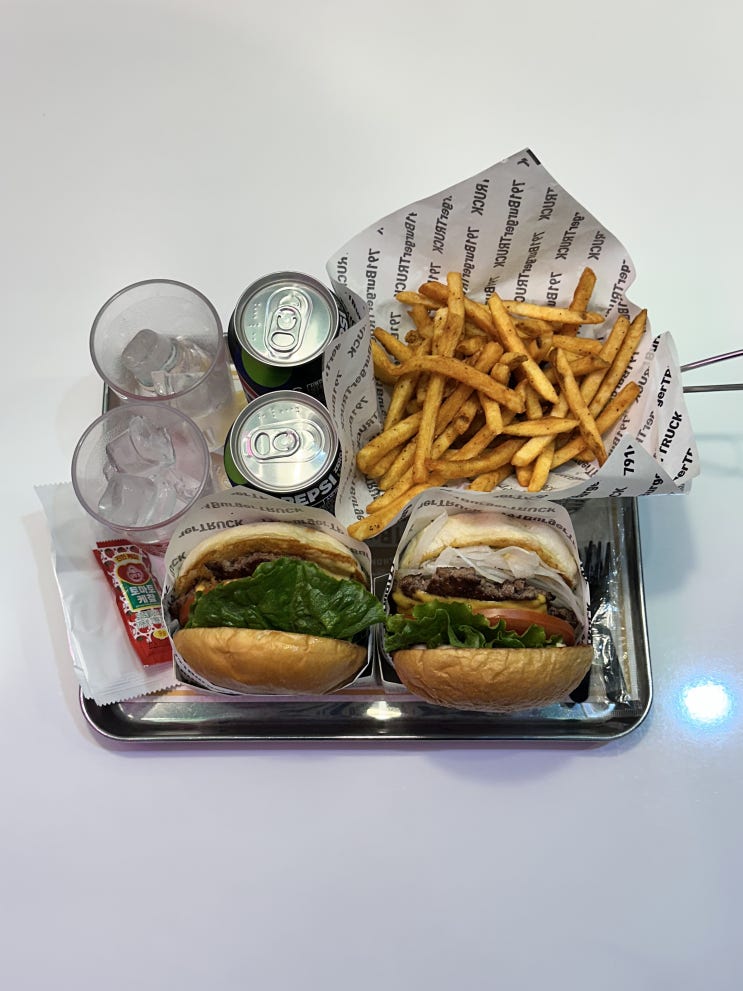  부산 화명동 수제버거 맛집 791 버거트럭 화명본점