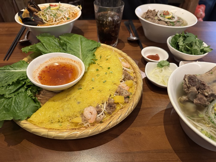  방배동맛집 마크사이공 쌀국수와 반쎄오의 진수
