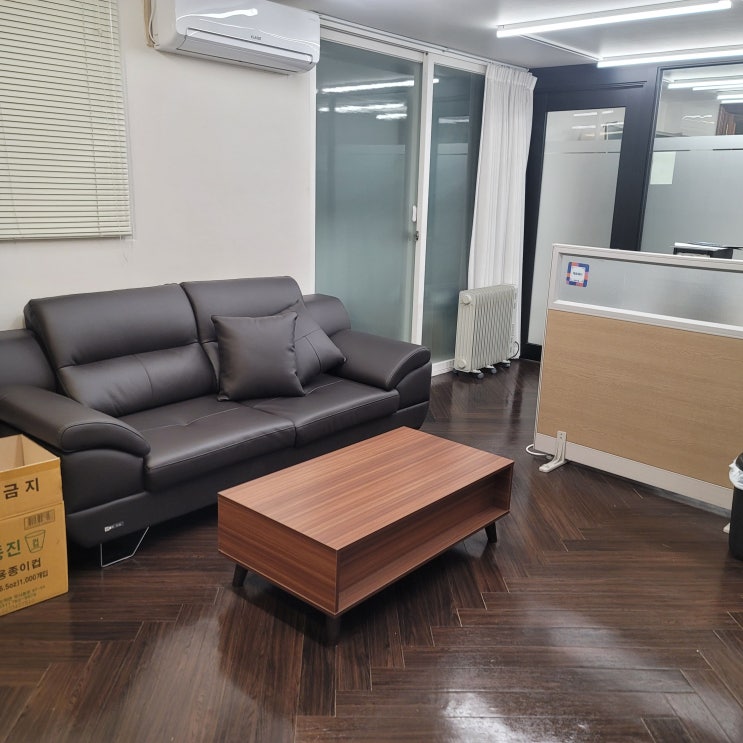  강남사무실청소의 중요성 논현동 정기청소로 쾌적한 업무 환경 만들기