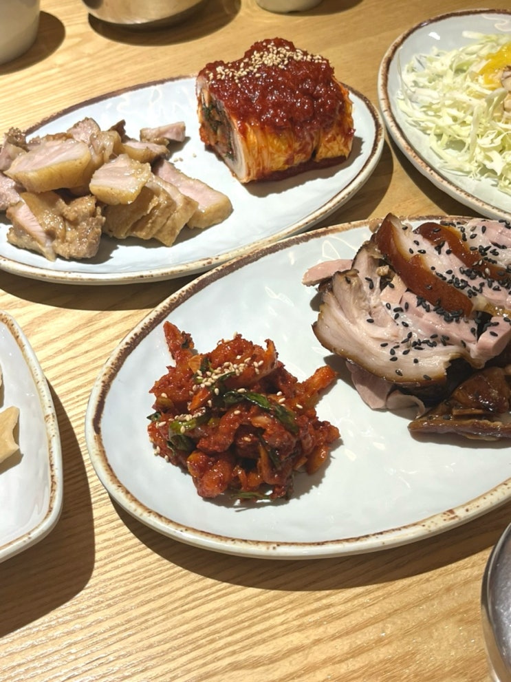  서울근교 드라이브 맛집 스타필드 이케아 고양 원흥역 근처 한식 족발집 성수보쌈