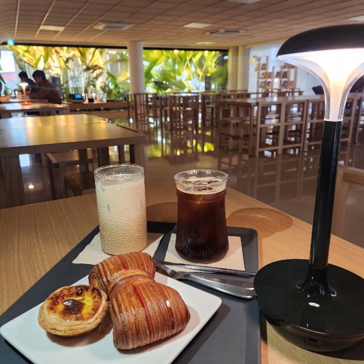  [서울/홍대] 다양한 사진을 찍을 수 있는 디저트 맛집, ㅎㄷ카페
