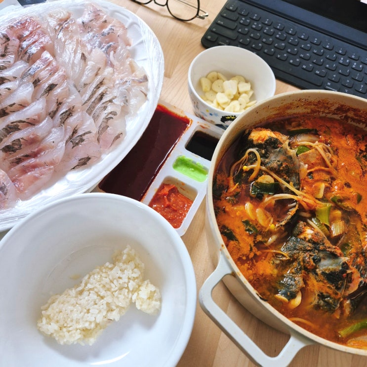  태안 안면도수산시장 횟집 부전수산마당 매운탕 맛집 포장 후기