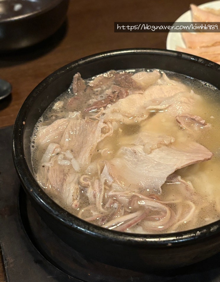  엄용백 돼지국밥 종로3가역 내돈내산 맛집
