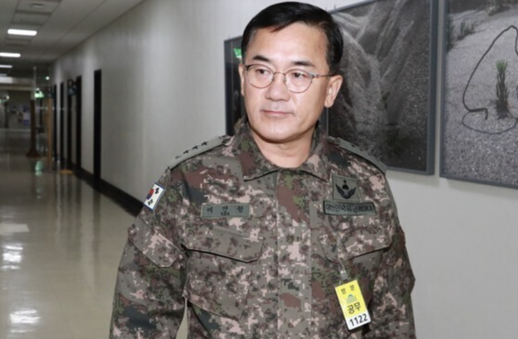 12·3 비상<b>계엄</b> 사태 재판 시작… 문상호·<b>여인형</b> 전 사령관... 