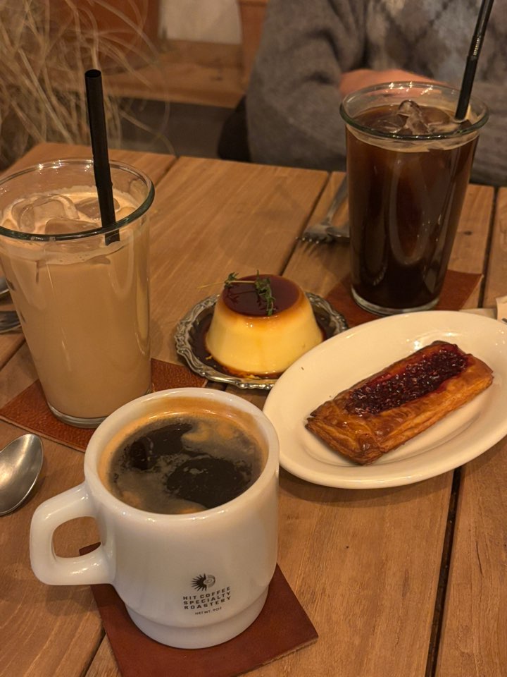  [신사카페] 딸기케이크 품절로 더 맛있는 푸딩 먹고온, 히트커피로스터스 신사