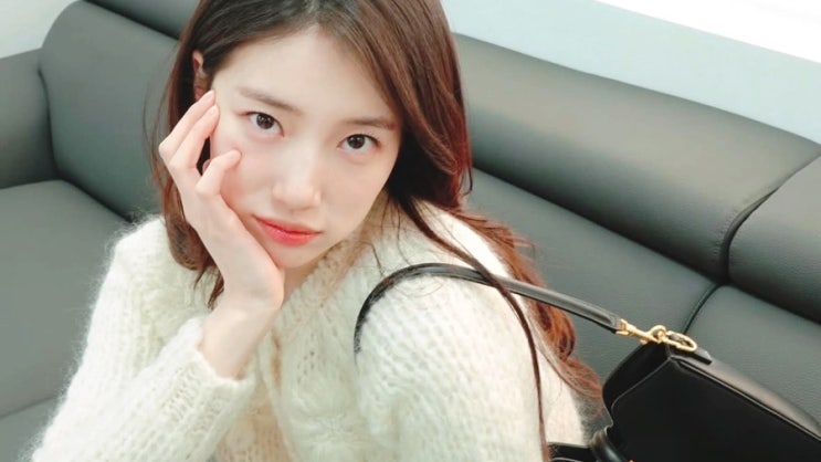  수지랑 나랑 공통점: 셀린느 좋아함(나는 구경만..)