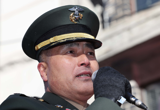 <b>여인형</b> 전 방첩사령관, 내란사태 당시 <b>군판사</b> 4명 신원 파악... 