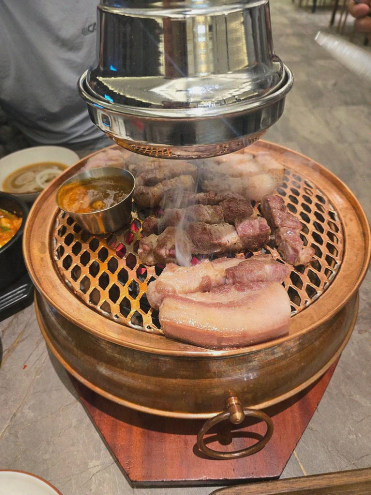  상남동 고기집, 제주돌담에서의 특별한 한잔