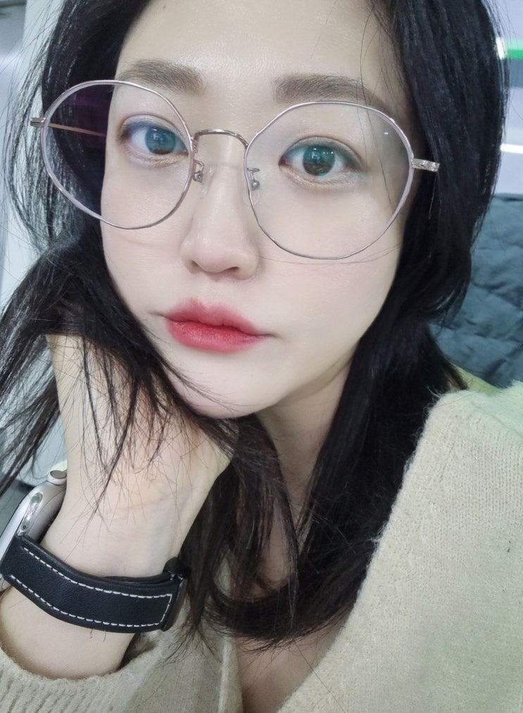  직장인 일상 feat 애플워치스트랩 헬스 조양마트 와인쇼핑