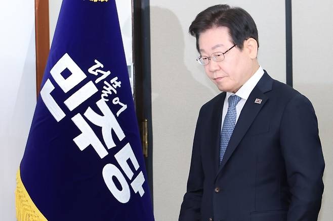 <b>이재명</b> '성장 우선' 전략, 정년... 편성으로 본 민주당 <b>경제 정책</b>