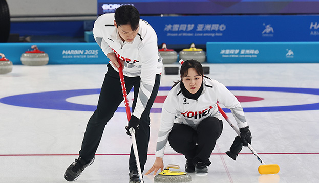 <b>김경애</b>와 <b>성지훈</b> 조의 <b>컬링</b> 믹스더블에 대해... 