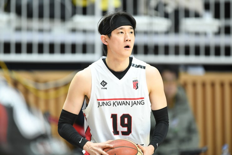 DB와 정관장 후속 <b>트레이드</b> 성사‥<b>김영현</b>↔<b>최성원</b> 맞교환