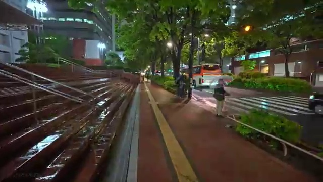  일상 속 빛나는 나를 위한 데일리 메이크업 팁
